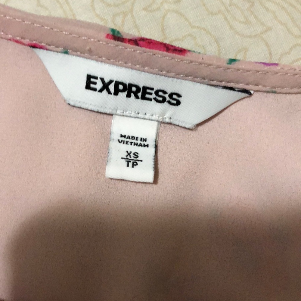 Express Blouse - Picture 4 of 5
